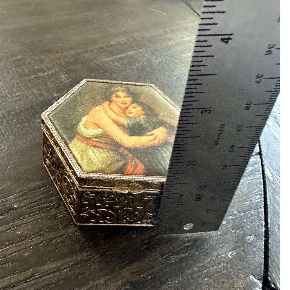 Vintage Mele Hexagon Trinket Jewelry Box Madame Lebrun and Her Daughter Goldtone